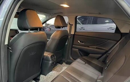 Hyundai Elantra, 2023 год, 1 354 000 рублей, 12 фотография