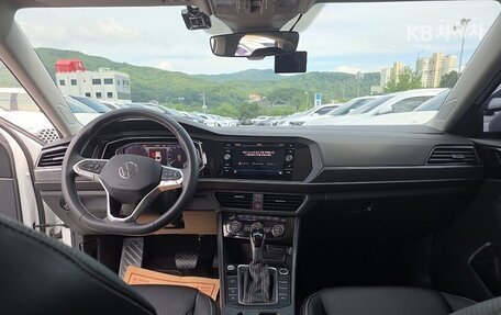 Volkswagen Jetta VII, 2022 год, 1 590 000 рублей, 9 фотография