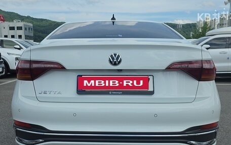 Volkswagen Jetta VII, 2022 год, 1 590 000 рублей, 6 фотография