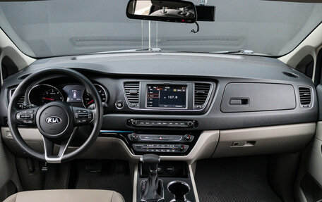 KIA Carnival III, 2020 год, 3 250 000 рублей, 11 фотография