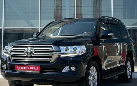 Toyota Land Cruiser 200, 2016 год, 5 825 000 рублей, 2 фотография