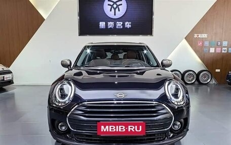MINI Clubman, 2022 год, 1 875 000 рублей, 2 фотография