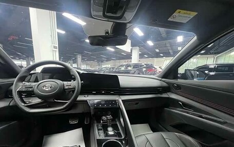 Hyundai Elantra, 2023 год, 1 560 000 рублей, 8 фотография