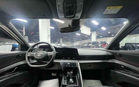Hyundai Elantra, 2023 год, 1 560 000 рублей, 7 фотография