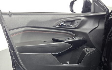 Chevrolet Trax, 2023 год, 1 740 000 рублей, 13 фотография
