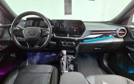 Chevrolet Trax, 2023 год, 1 740 000 рублей, 10 фотография