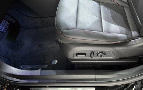 Chevrolet Trax, 2023 год, 1 740 000 рублей, 28 фотография