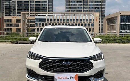 Ford Escort, 2022 год, 950 000 рублей, 2 фотография