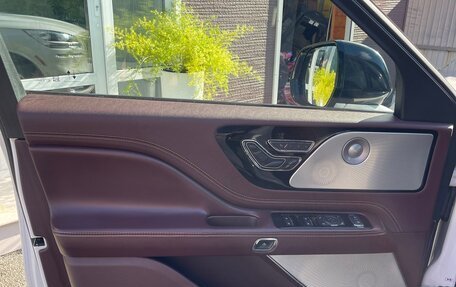 Lincoln Aviator II, 2020 год, 5 400 000 рублей, 9 фотография