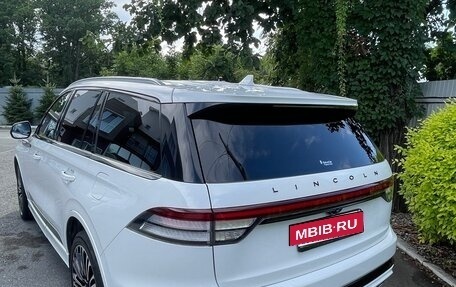 Lincoln Aviator II, 2020 год, 5 400 000 рублей, 14 фотография
