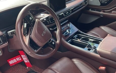 Lincoln Aviator II, 2020 год, 5 400 000 рублей, 25 фотография