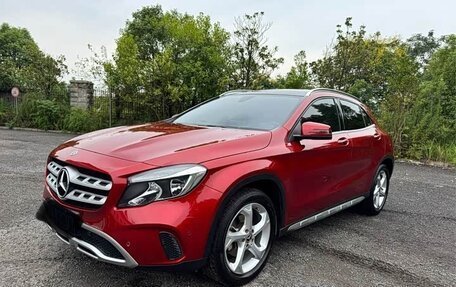 Mercedes-Benz GLA, 2019 год, 1 890 000 рублей, 3 фотография