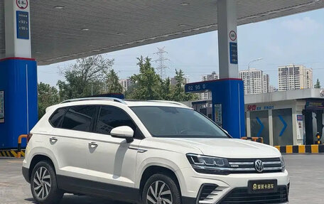 Volkswagen Tharu, 2021 год, 1 630 000 рублей, 3 фотография
