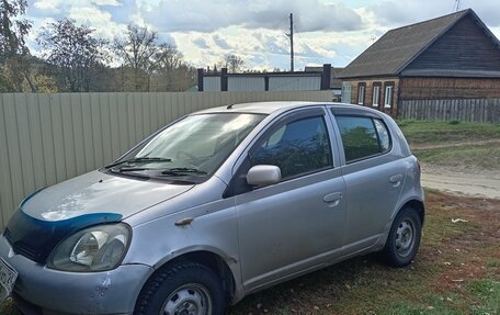 Toyota Vitz, 2000 год, 200 000 рублей, 3 фотография