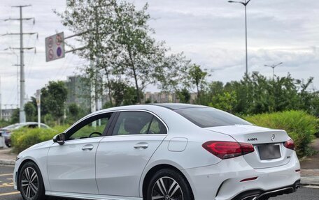 Mercedes-Benz A-Класс, 2022 год, 1 881 000 рублей, 6 фотография
