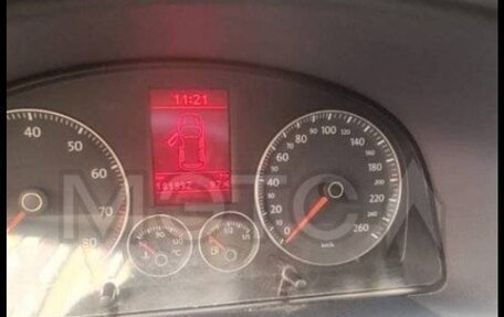 Volkswagen Touran III, 2008 год, 550 000 рублей, 4 фотография