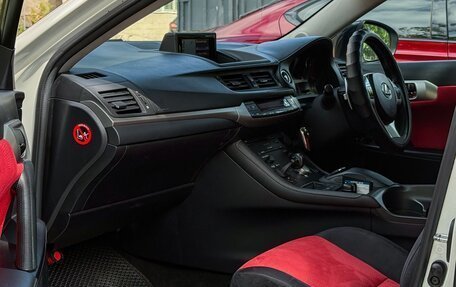 Lexus CT I рестайлинг, 2012 год, 1 300 000 рублей, 10 фотография