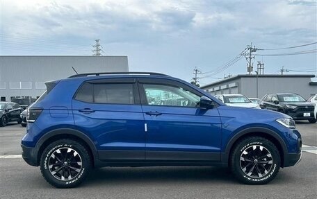 Volkswagen T-Cross I, 2023 год, 1 100 000 рублей, 9 фотография