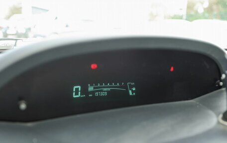 Toyota Yaris III рестайлинг, 2008 год, 409 000 рублей, 13 фотография