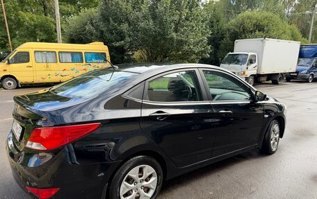 Hyundai Solaris II рестайлинг, 2016 год, 990 000 рублей, 3 фотография