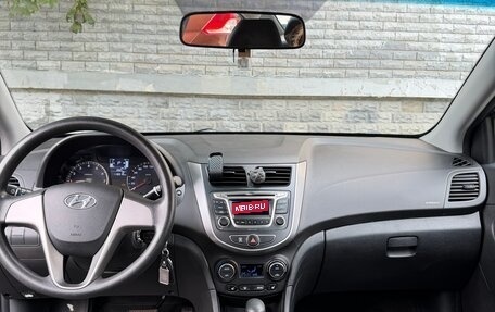 Hyundai Solaris II рестайлинг, 2016 год, 990 000 рублей, 6 фотография
