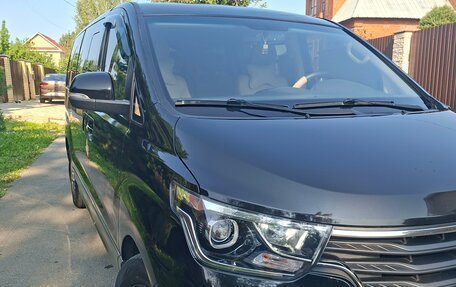 Hyundai H-1 II рестайлинг, 2021 год, 3 570 000 рублей, 4 фотография