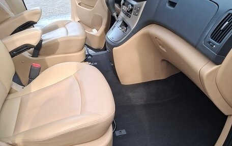 Hyundai H-1 II рестайлинг, 2021 год, 3 570 000 рублей, 21 фотография