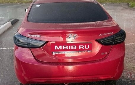 Hyundai Elantra V, 2012 год, 955 000 рублей, 2 фотография