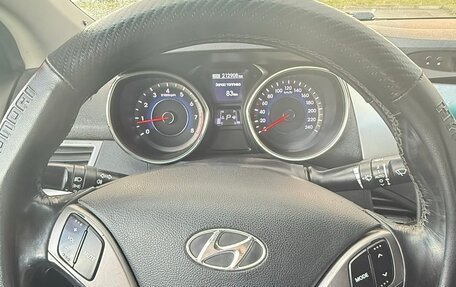 Hyundai Elantra V, 2012 год, 955 000 рублей, 5 фотография