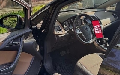 Opel Astra J, 2014 год, 700 000 рублей, 1 фотография