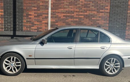 BMW 5 серия, 2000 год, 475 000 рублей, 2 фотография