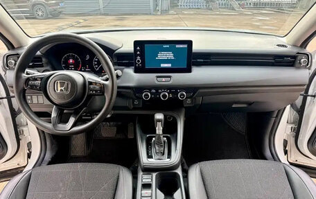 Honda Vezel, 2023 год, 1 867 777 рублей, 5 фотография
