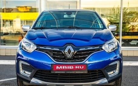 Renault Kaptur I рестайлинг, 2021 год, 1 628 000 рублей, 2 фотография