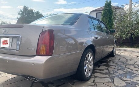 Cadillac DeVille VIII, 2004 год, 2 800 000 рублей, 8 фотография
