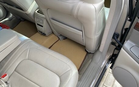 Cadillac DeVille VIII, 2004 год, 2 800 000 рублей, 12 фотография