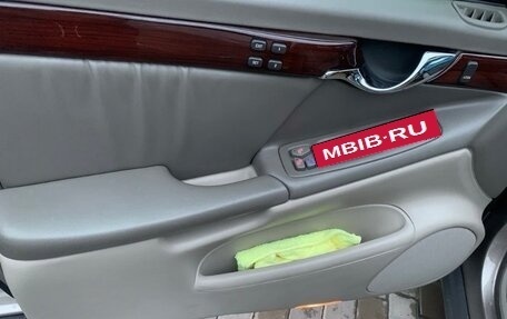 Cadillac DeVille VIII, 2004 год, 2 800 000 рублей, 16 фотография