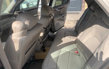 Cadillac DeVille VIII, 2004 год, 2 800 000 рублей, 27 фотография
