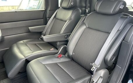 Honda Stepwgn, 2022 год, 1 880 001 рублей, 13 фотография