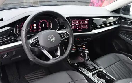 Volkswagen Passat B8 рестайлинг, 2023 год, 1 880 000 рублей, 10 фотография