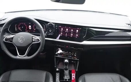 Volkswagen Passat B8 рестайлинг, 2023 год, 1 880 000 рублей, 9 фотография