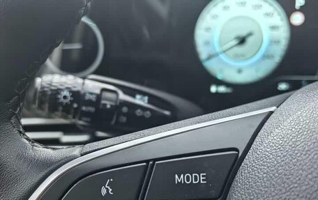 Hyundai Elantra, 2023 год, 1 290 000 рублей, 13 фотография