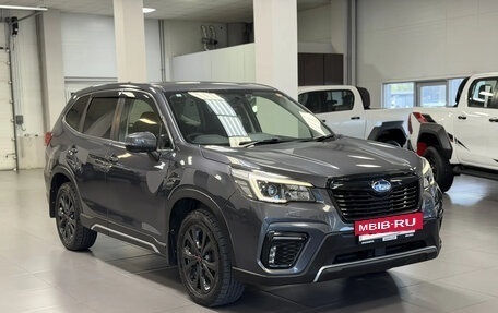 Subaru Forester, 2021 год, 2 850 000 рублей, 4 фотография