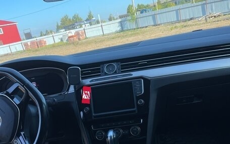 Volkswagen Passat B8 рестайлинг, 2017 год, 1 750 000 рублей, 1 фотография
