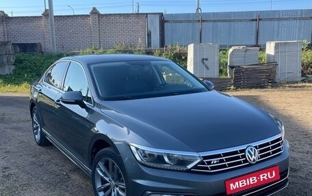 Volkswagen Passat B8 рестайлинг, 2017 год, 1 750 000 рублей, 9 фотография