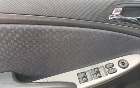 Hyundai Solaris II рестайлинг, 2013 год, 790 000 рублей, 12 фотография