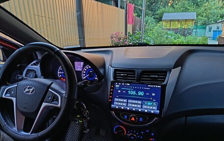 Hyundai Solaris II рестайлинг, 2013 год, 790 000 рублей, 9 фотография
