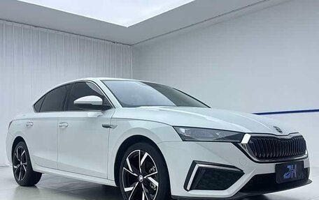 Skoda Octavia IV, 2023 год, 1 554 000 рублей, 6 фотография