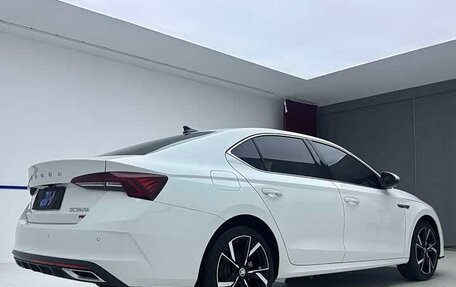 Skoda Octavia IV, 2023 год, 1 554 000 рублей, 5 фотография