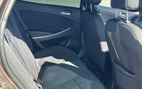 Hyundai Solaris II рестайлинг, 2015 год, 930 000 рублей, 10 фотография