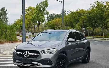 Mercedes-Benz GLA, 2022 год, 2 200 001 рублей, 1 фотография